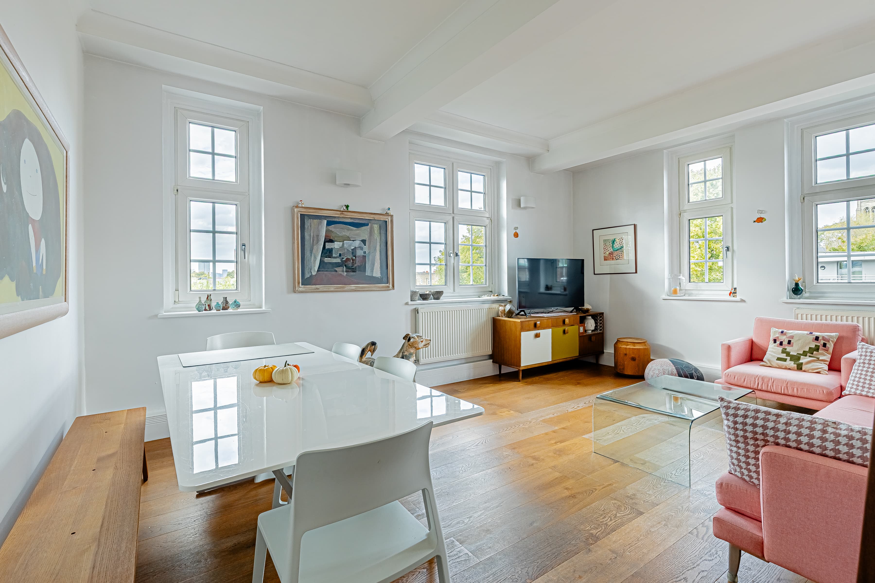 Rosebery Avenue, New River Head, EC1R