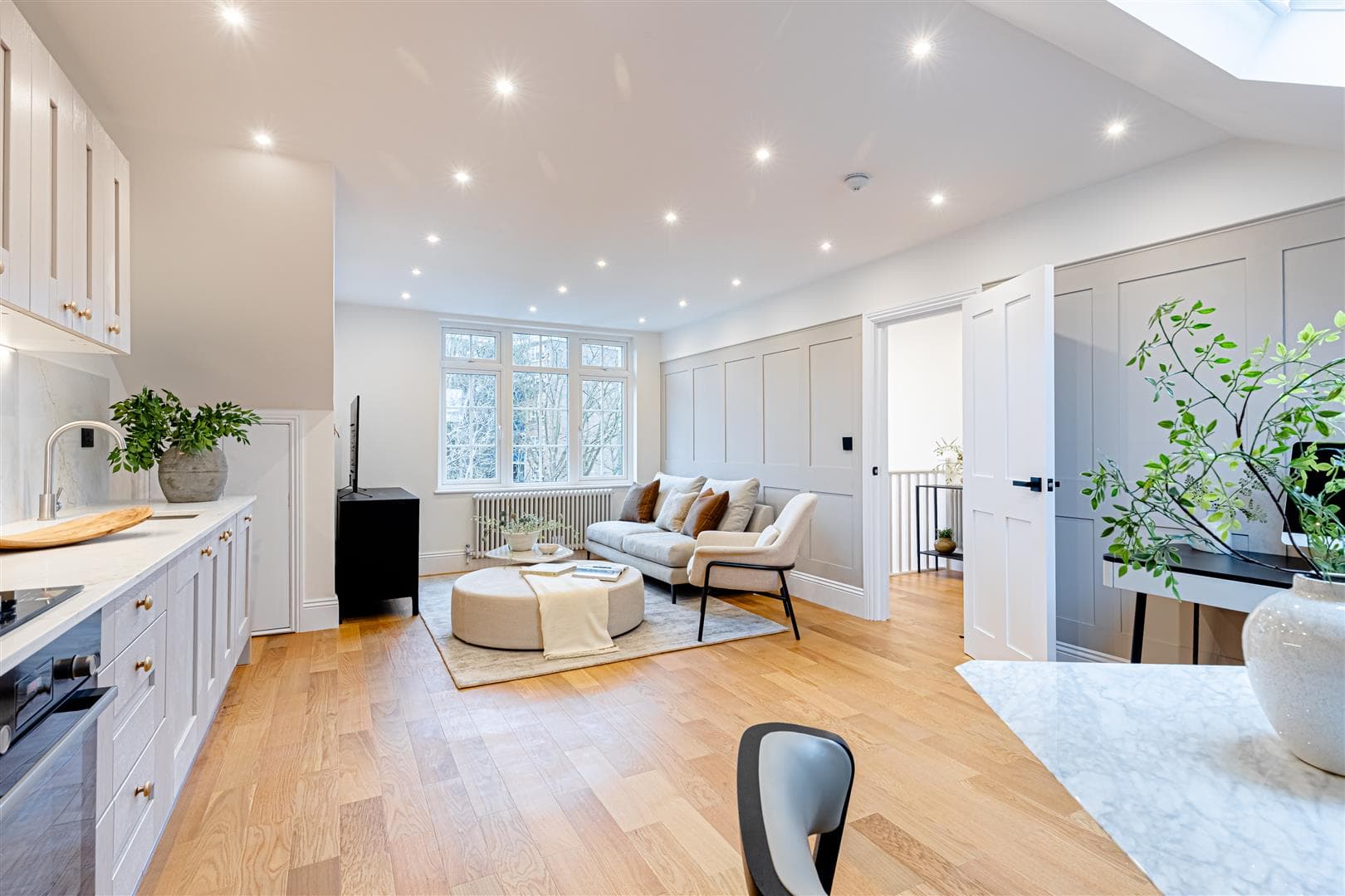 Lordship Park, London, N16 5UD